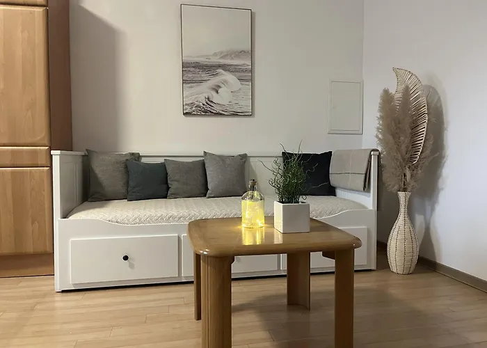Neu Apartment In Schloss Naehe,Parkplatz, Netflix