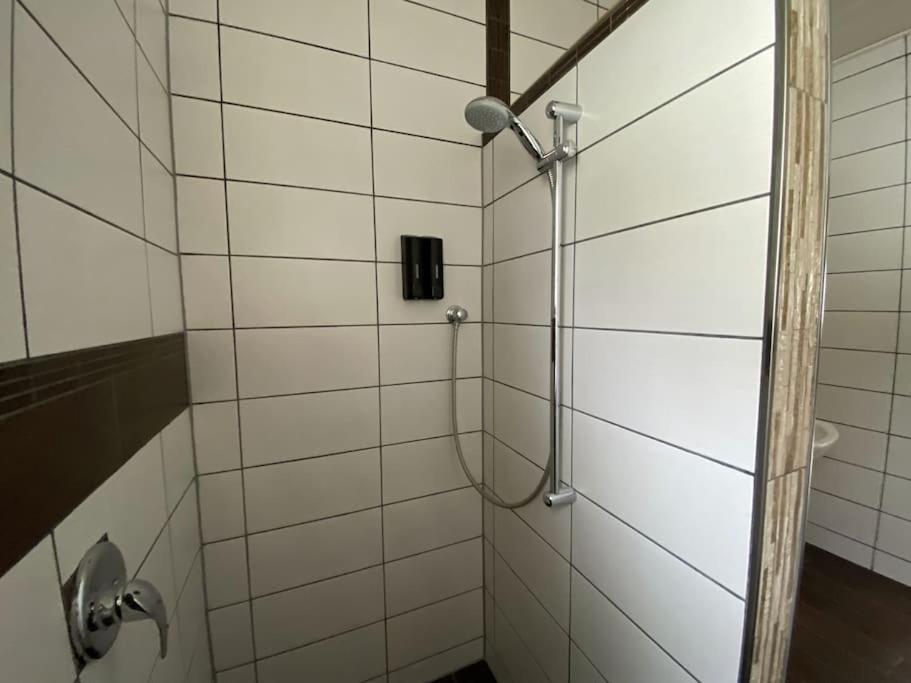Neu In Schloss Naehe,parkplatz, Netflix Appartement