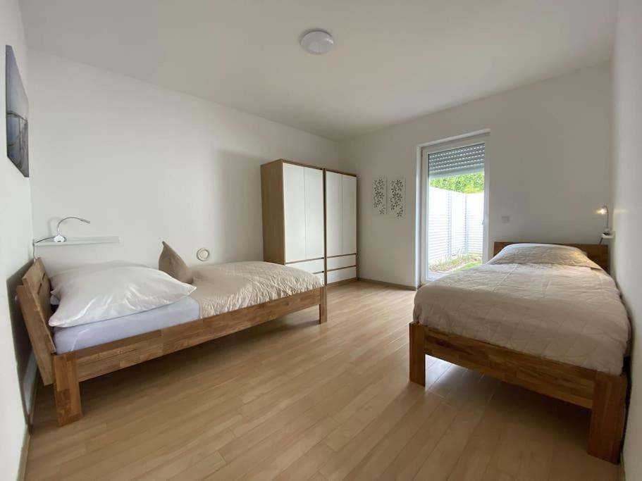 Appartement Neu In Schloss Naehe,parkplatz, Netflix